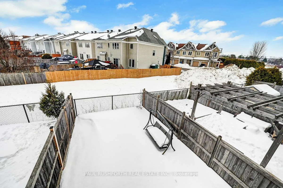 Photo 36 of 501 Coldwater Crescent, Ottawa, Kanata - Emerald Meadows/Trailwest — HOMEH