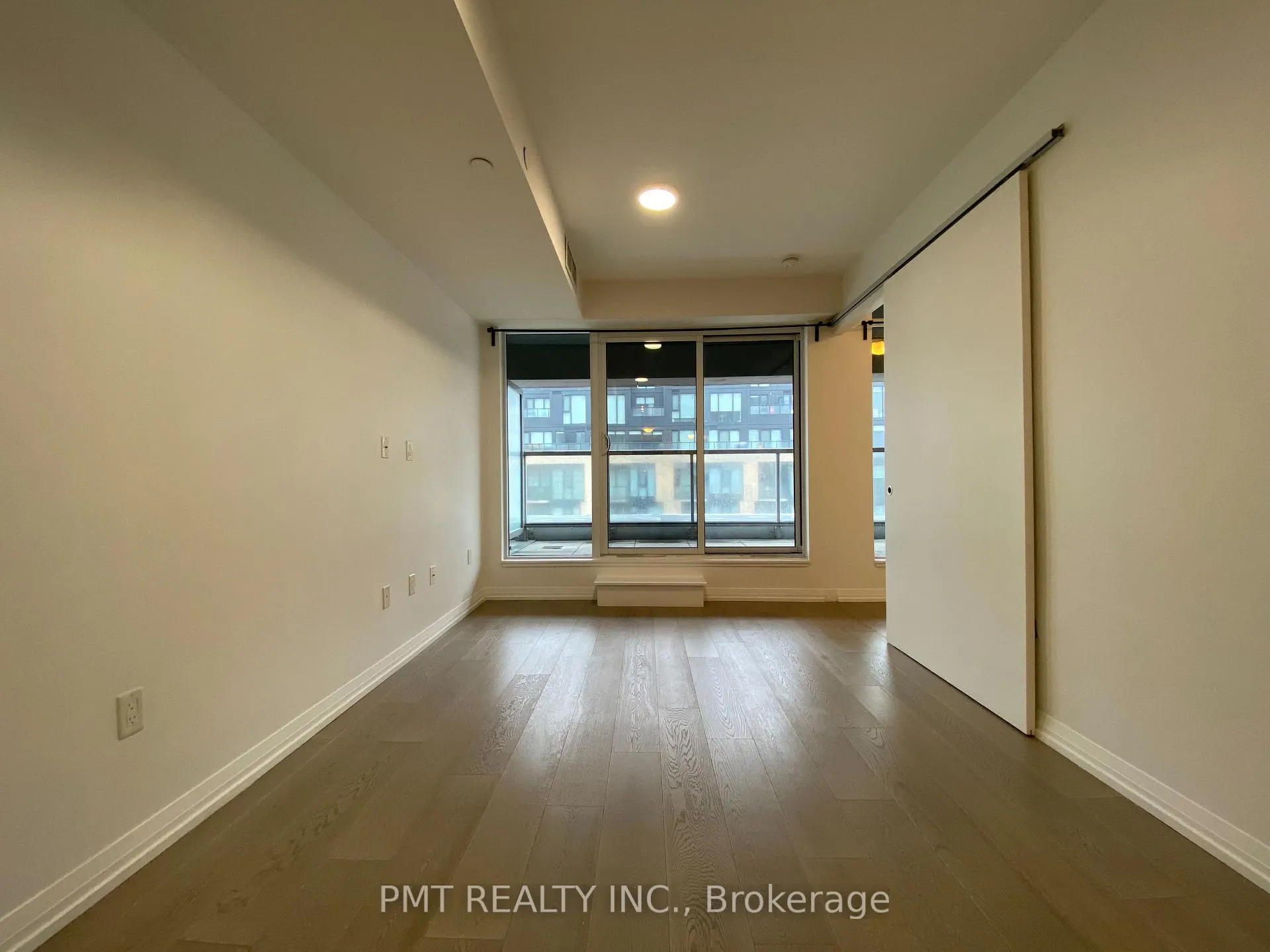 Photo 9 of Unit 503, 835 St. Clair Avenue W, Toronto, Wychwood — HOMEH