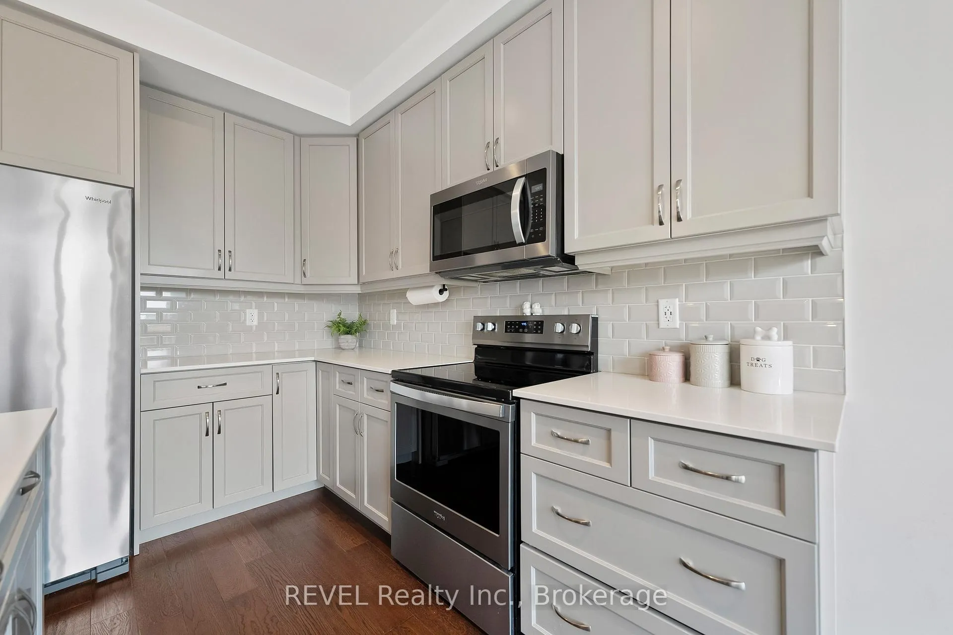 Photo 16 of 4065 Healing Street, Lincoln, Beamsville — HOMEH