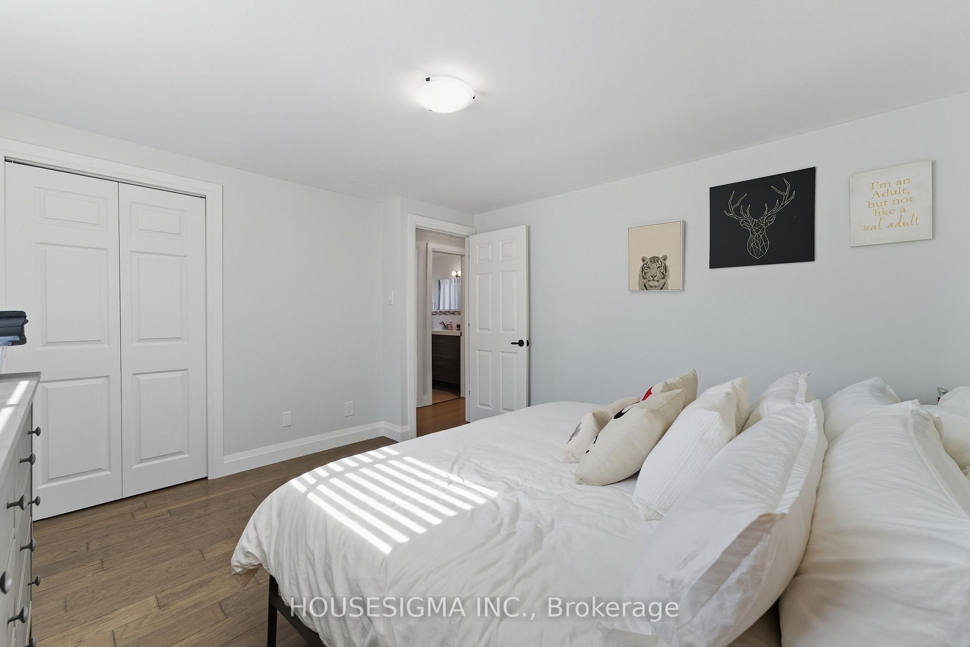 Photo 20 of 132 Forest Glen Crescent, Kitchener, Forest Heights — HOMEH