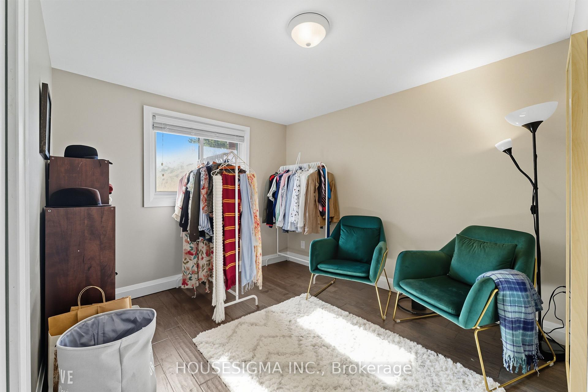 Photo 21 of 132 Forest Glen Crescent, Kitchener, Forest Heights — HOMEH