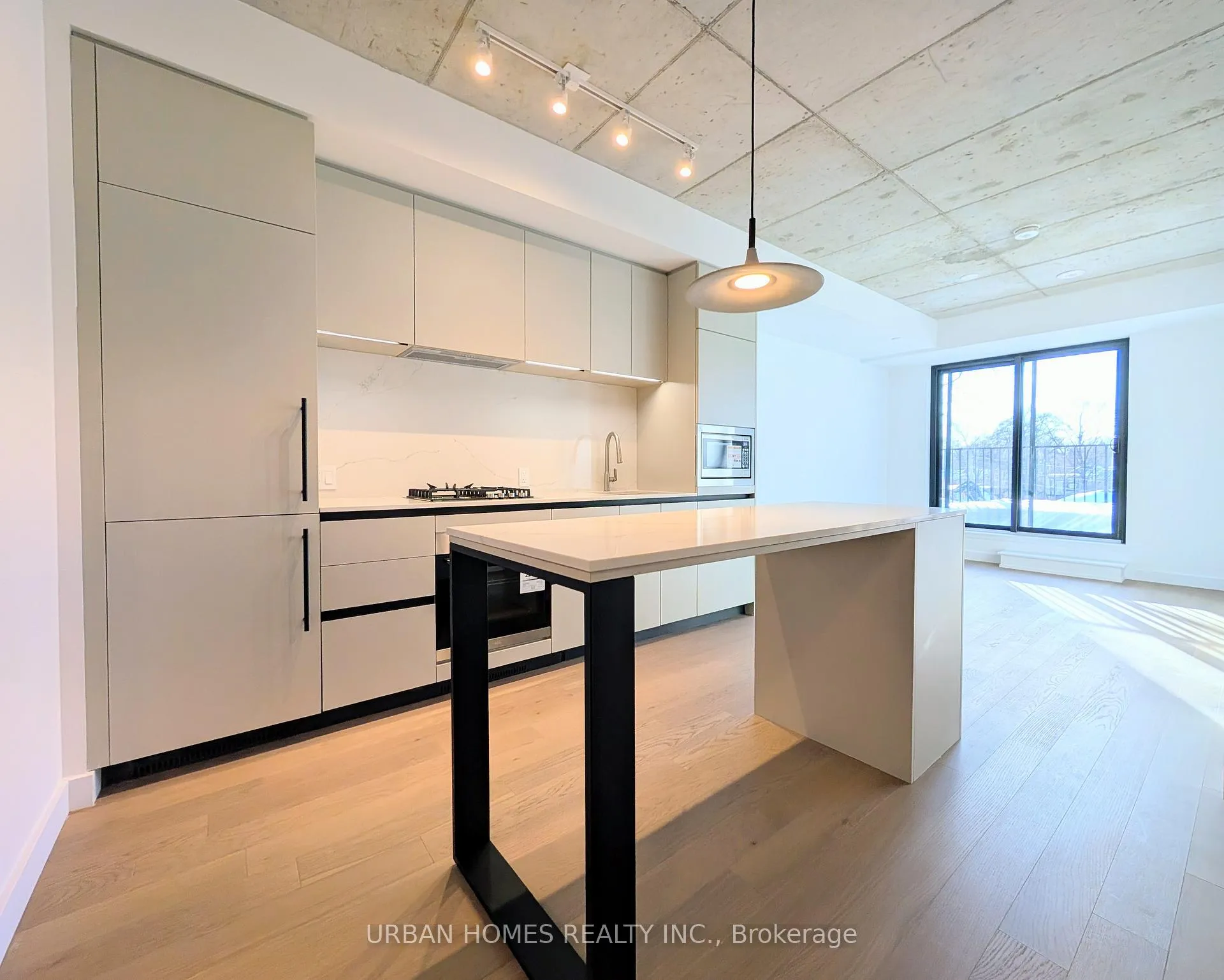 Photo 2 of Unit 520, 1720 Bayview Avenue, Toronto, Mount Pleasant East — HOMEH