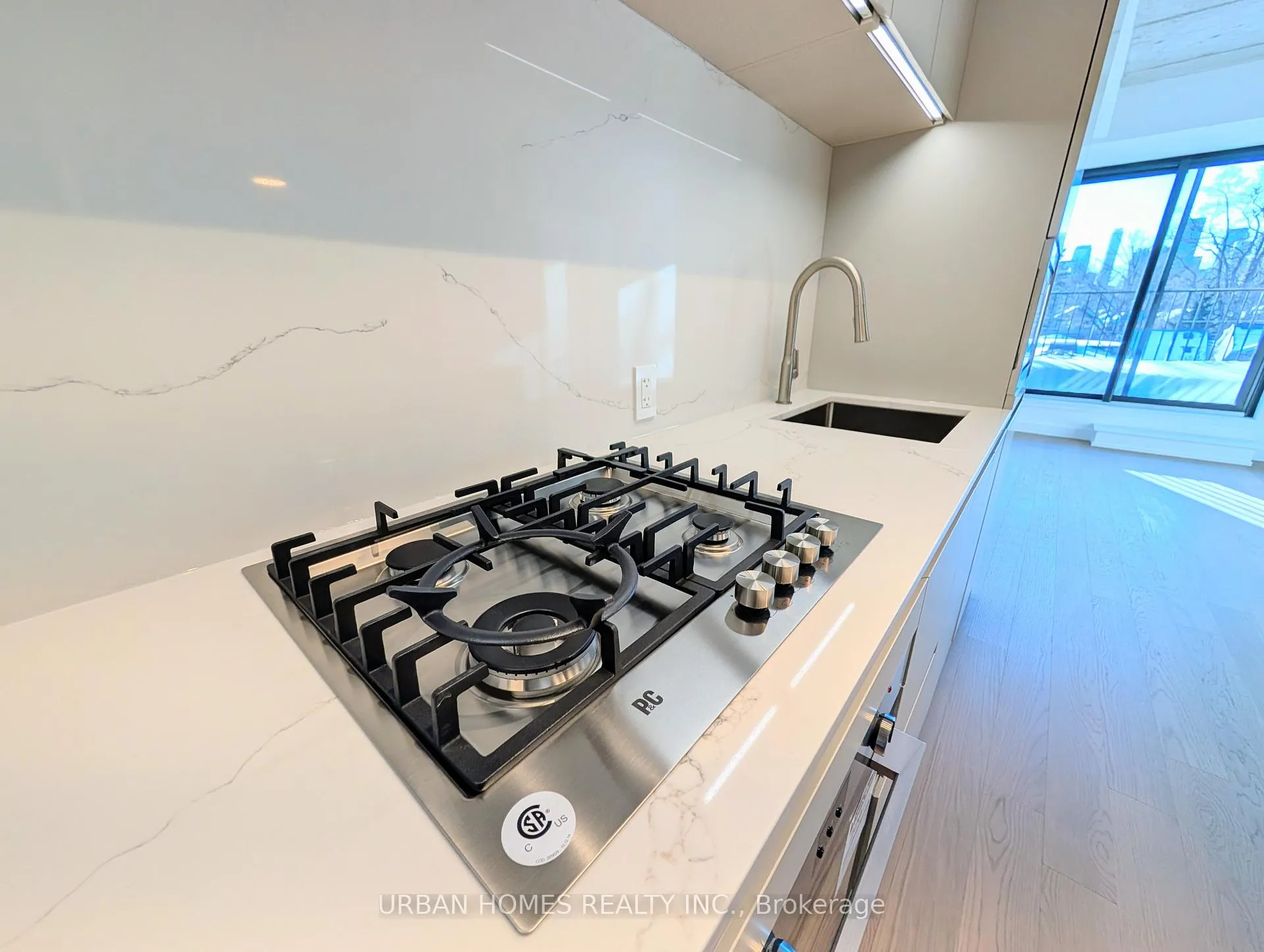 Photo 5 of Unit 520, 1720 Bayview Avenue, Toronto, Mount Pleasant East — HOMEH
