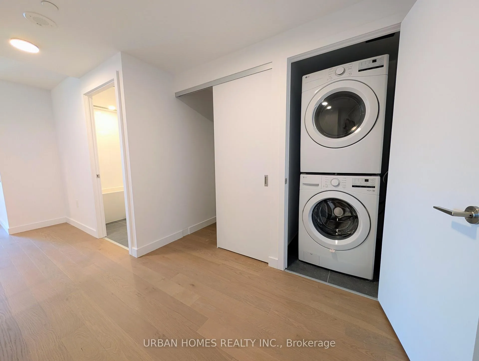 Photo 16 of Unit 520, 1720 Bayview Avenue, Toronto, Mount Pleasant East — HOMEH