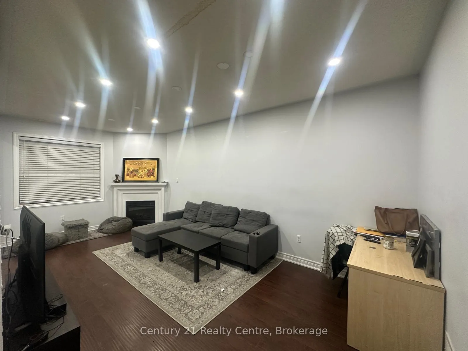 Photo 4 of 3 Almond Street, Brampton, Bram East — HOMEH