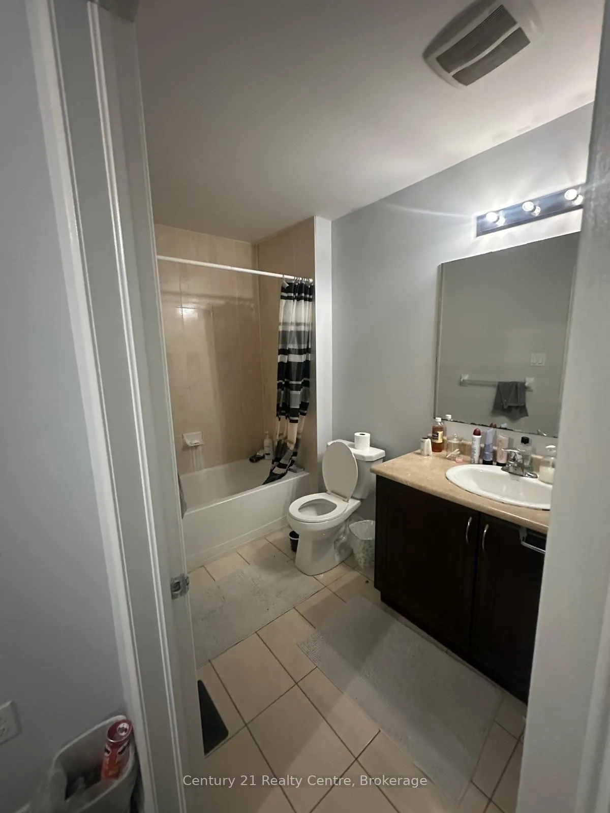 Photo 7 of 3 Almond Street, Brampton, Bram East — HOMEH