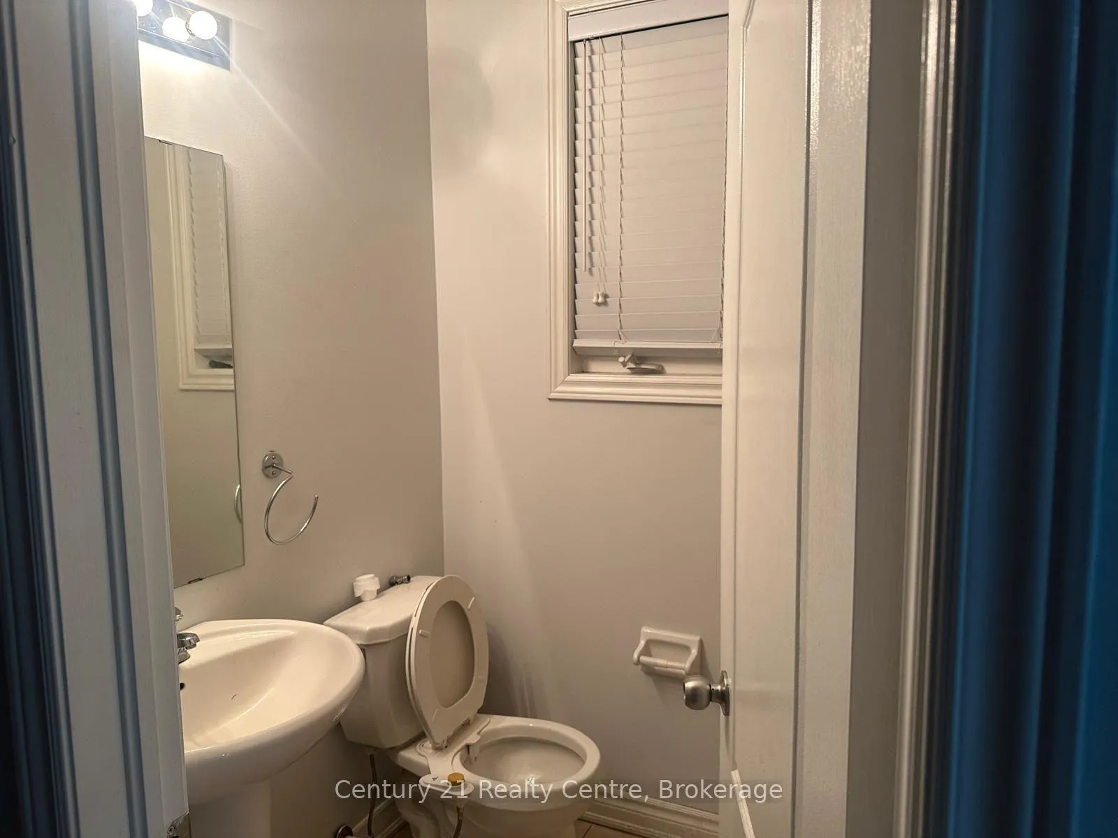 Photo 9 of 3 Almond Street, Brampton, Bram East — HOMEH
