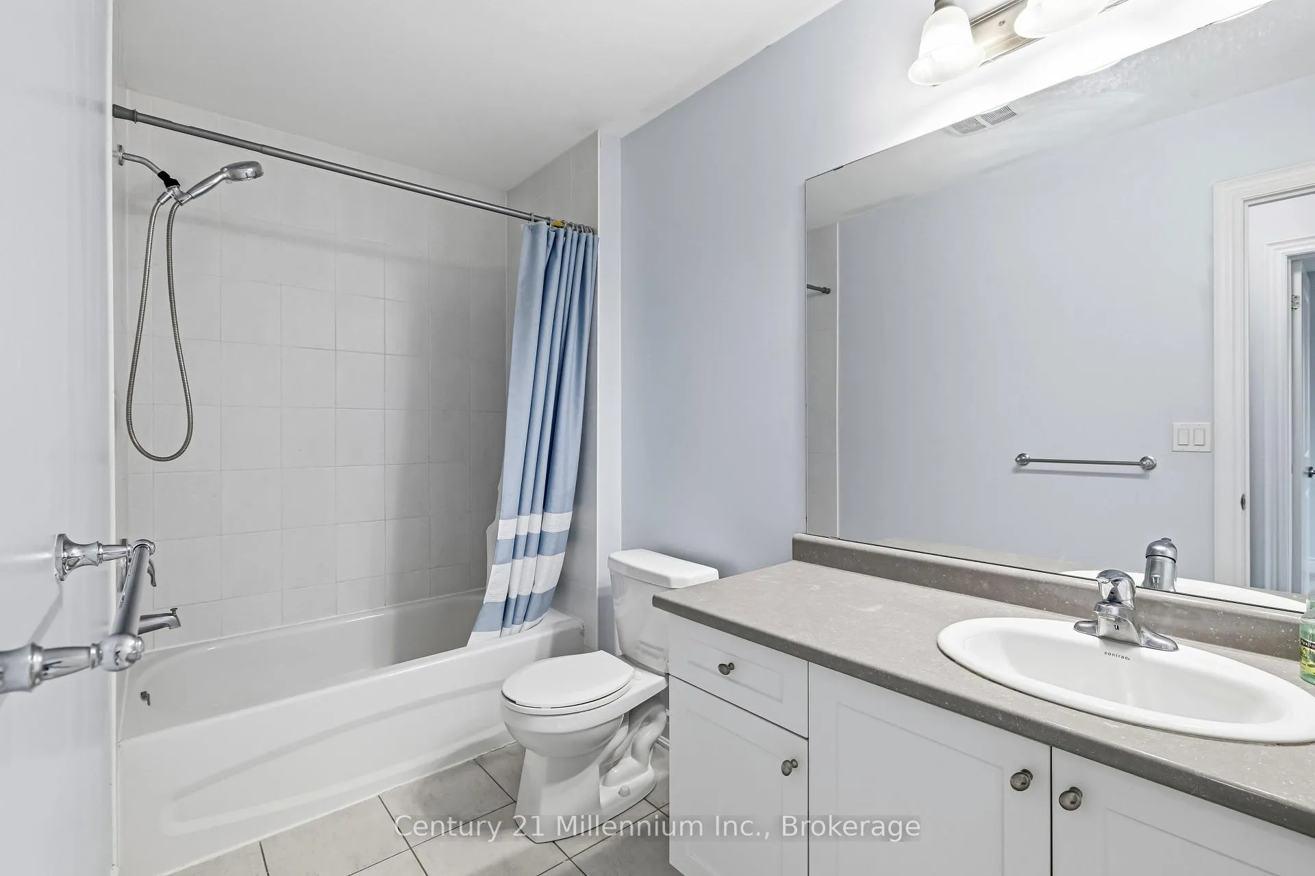 Photo 18 of 110 Sandy Coast Crescent, Wasaga Beach — HOMEH