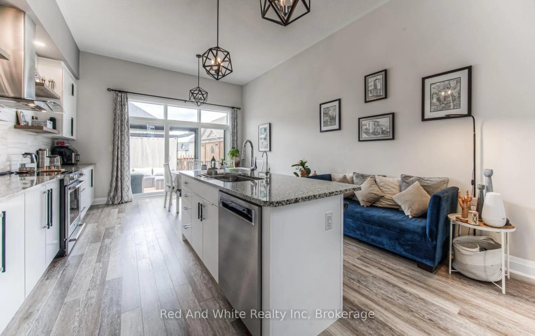 Photo 10 of 582 Mayapple Street, Waterloo — HOMEH