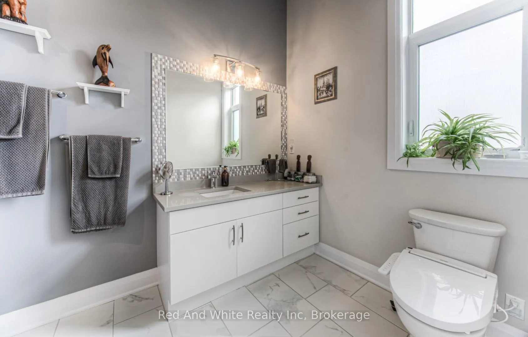 Photo 18 of 582 Mayapple Street, Waterloo — HOMEH