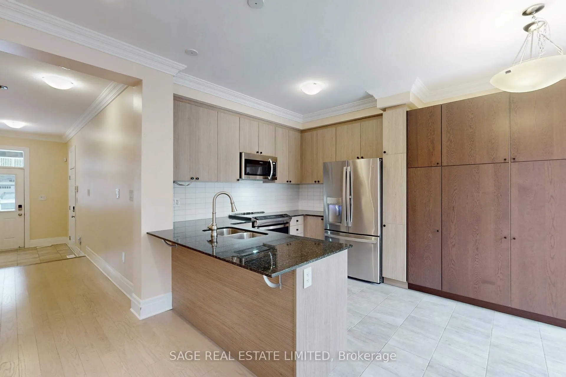 Photo 10 of 1826 Thames Circle, Milton, Bowes — HOMEH