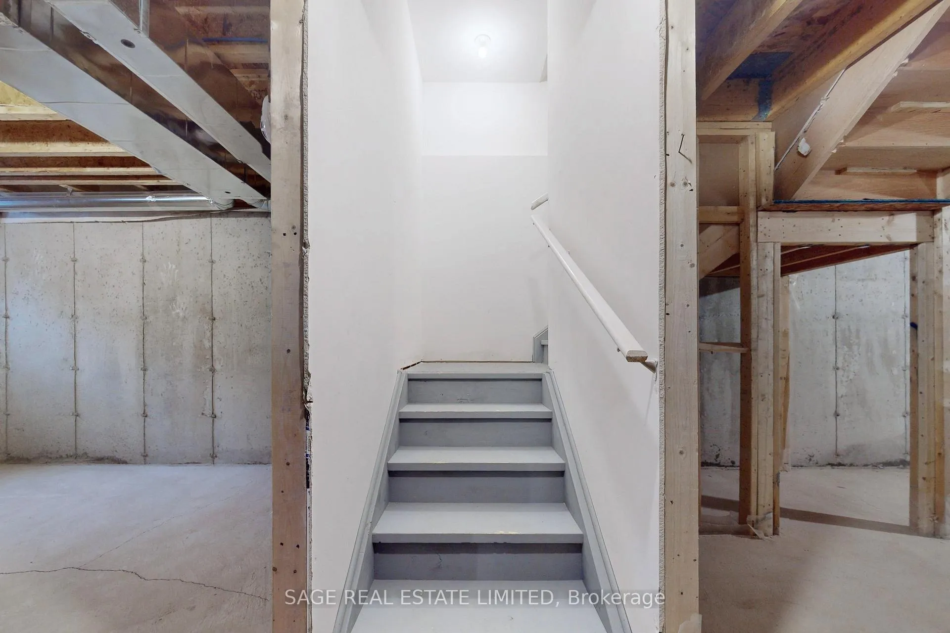 Photo 32 of 1826 Thames Circle, Milton, Bowes — HOMEH