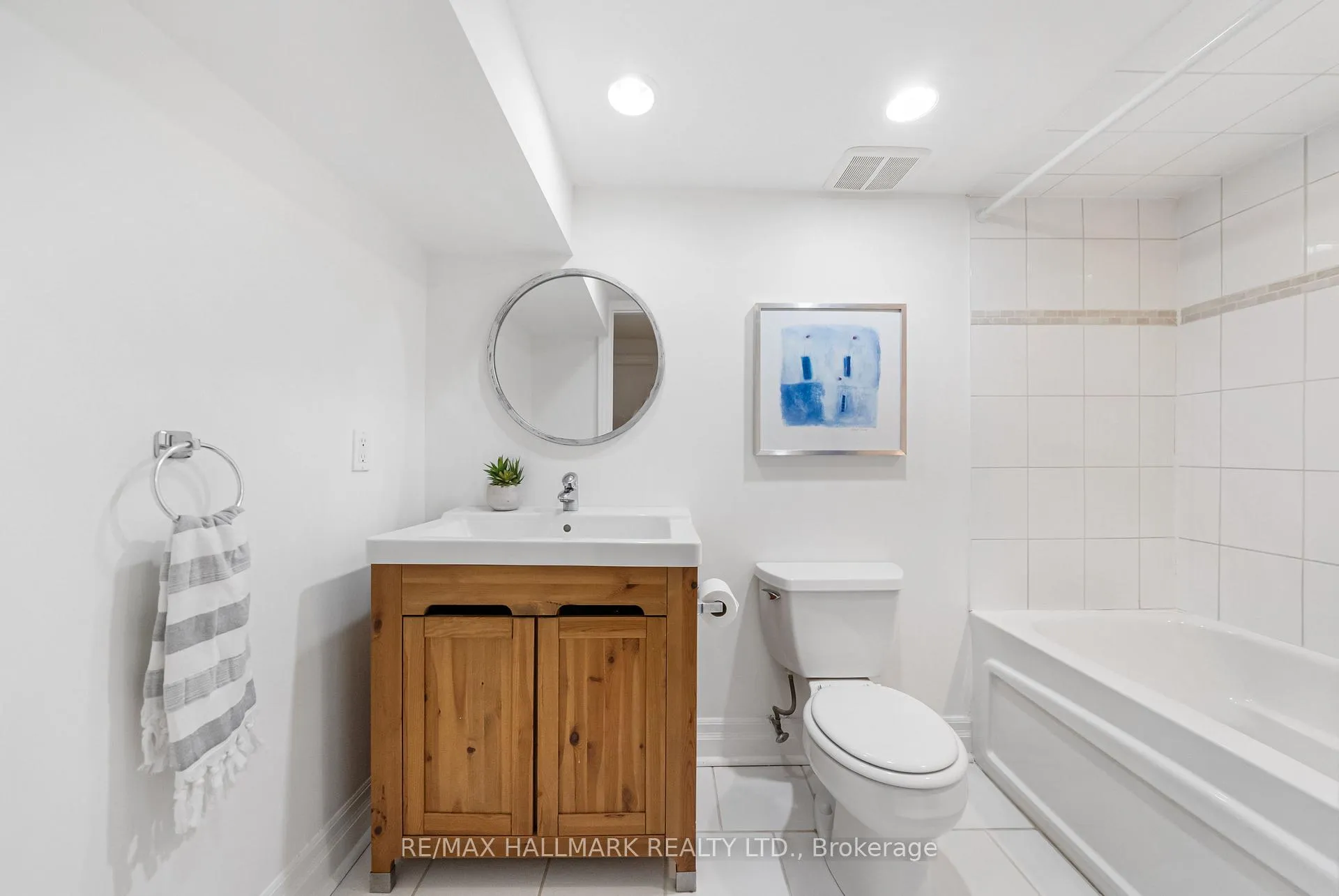 Photo 40 of 145 Wanless Avenue, Toronto, Lawrence Park North — HOMEH