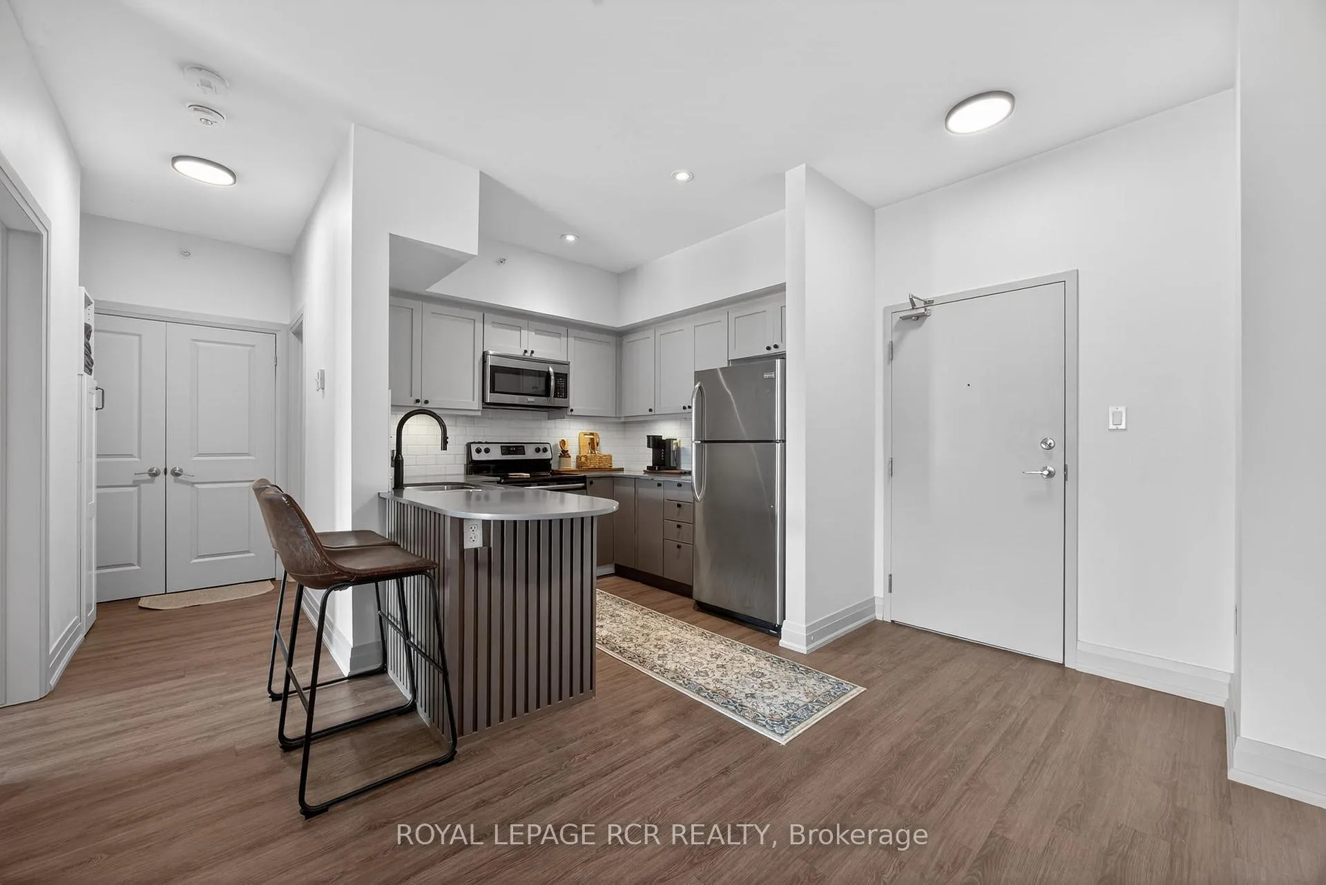 Photo 4 of Unit 105, 5 Greenwich Street, Barrie, Ardagh — HOMEH