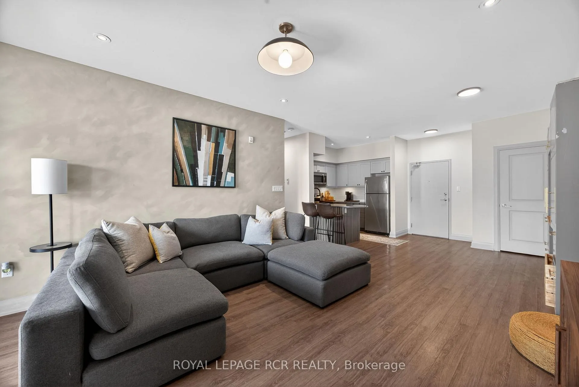 Photo 10 of Unit 105, 5 Greenwich Street, Barrie, Ardagh — HOMEH