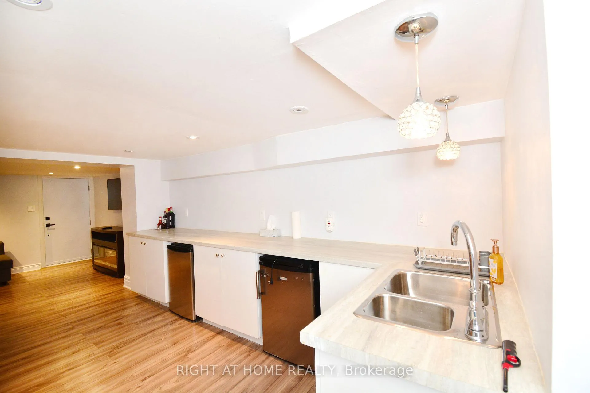 Photo 21 of 22 Landour Avenue, Toronto, Keelesdale-Eglinton West — HOMEH