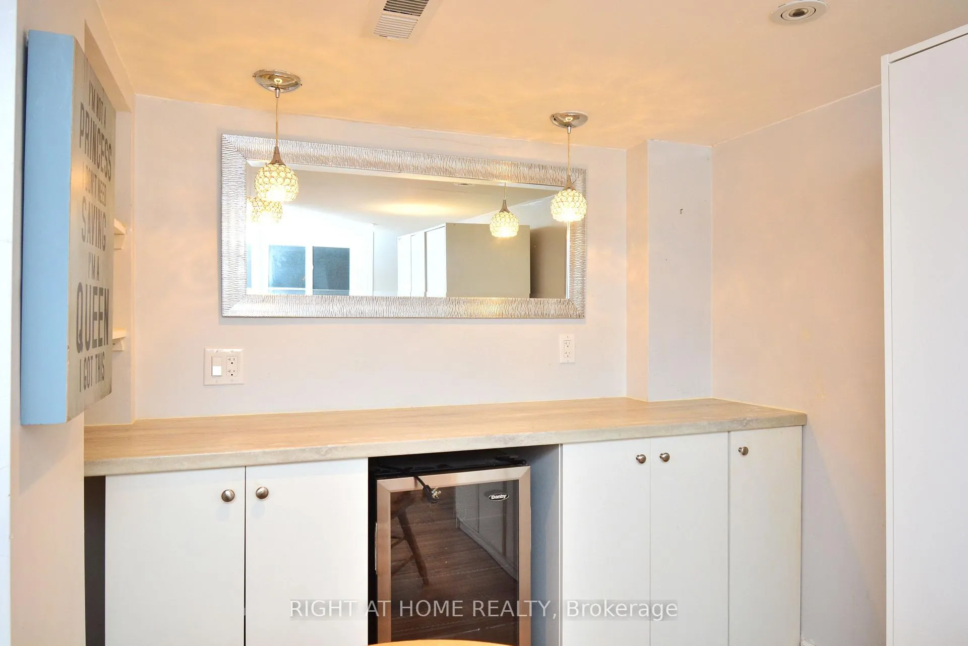 Photo 23 of 22 Landour Avenue, Toronto, Keelesdale-Eglinton West — HOMEH