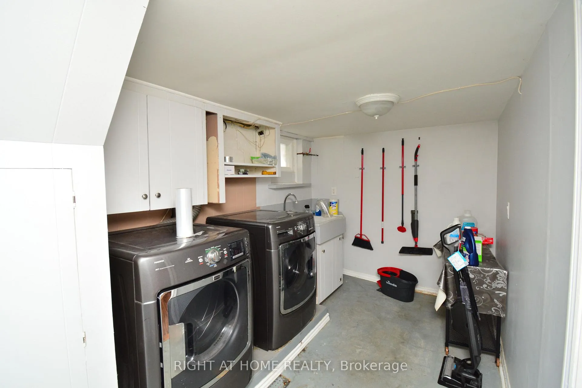 Photo 25 of 22 Landour Avenue, Toronto, Keelesdale-Eglinton West — HOMEH
