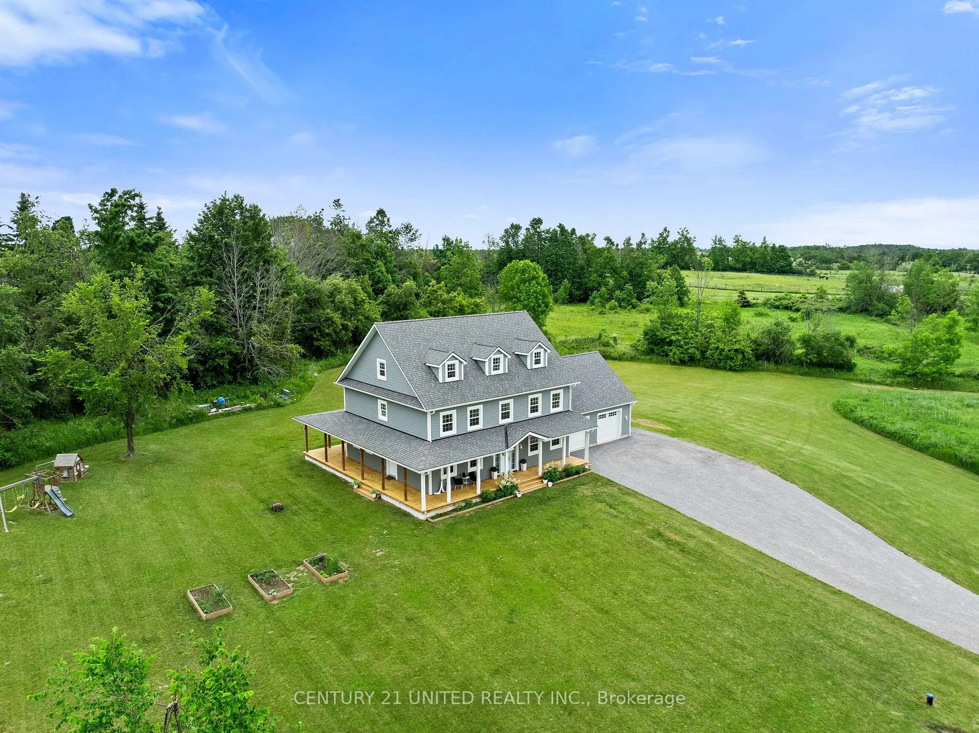 Photo 3 of 187 Kildeer Lane, Selwyn — HOMEH