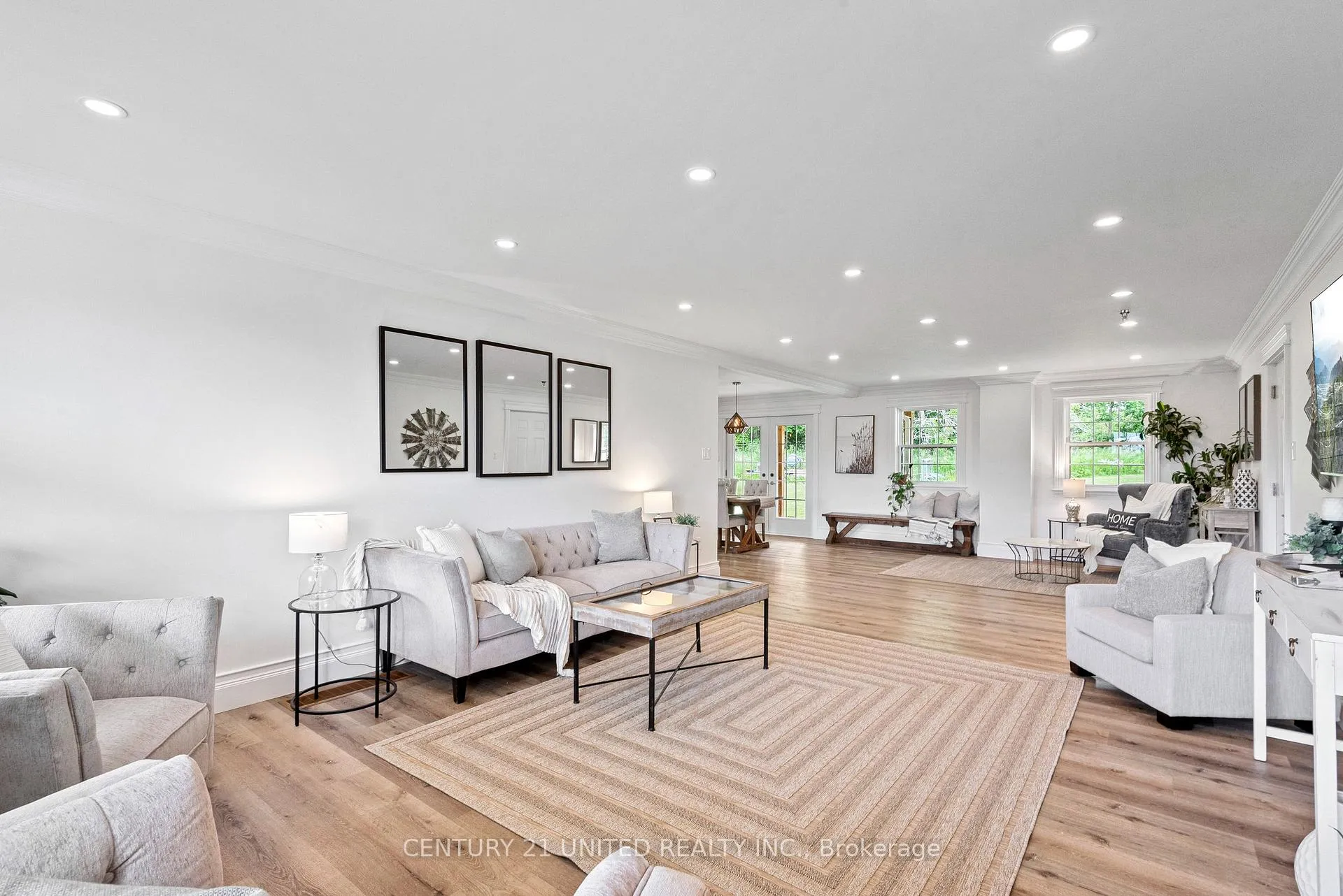 Photo 10 of 187 Kildeer Lane, Selwyn — HOMEH