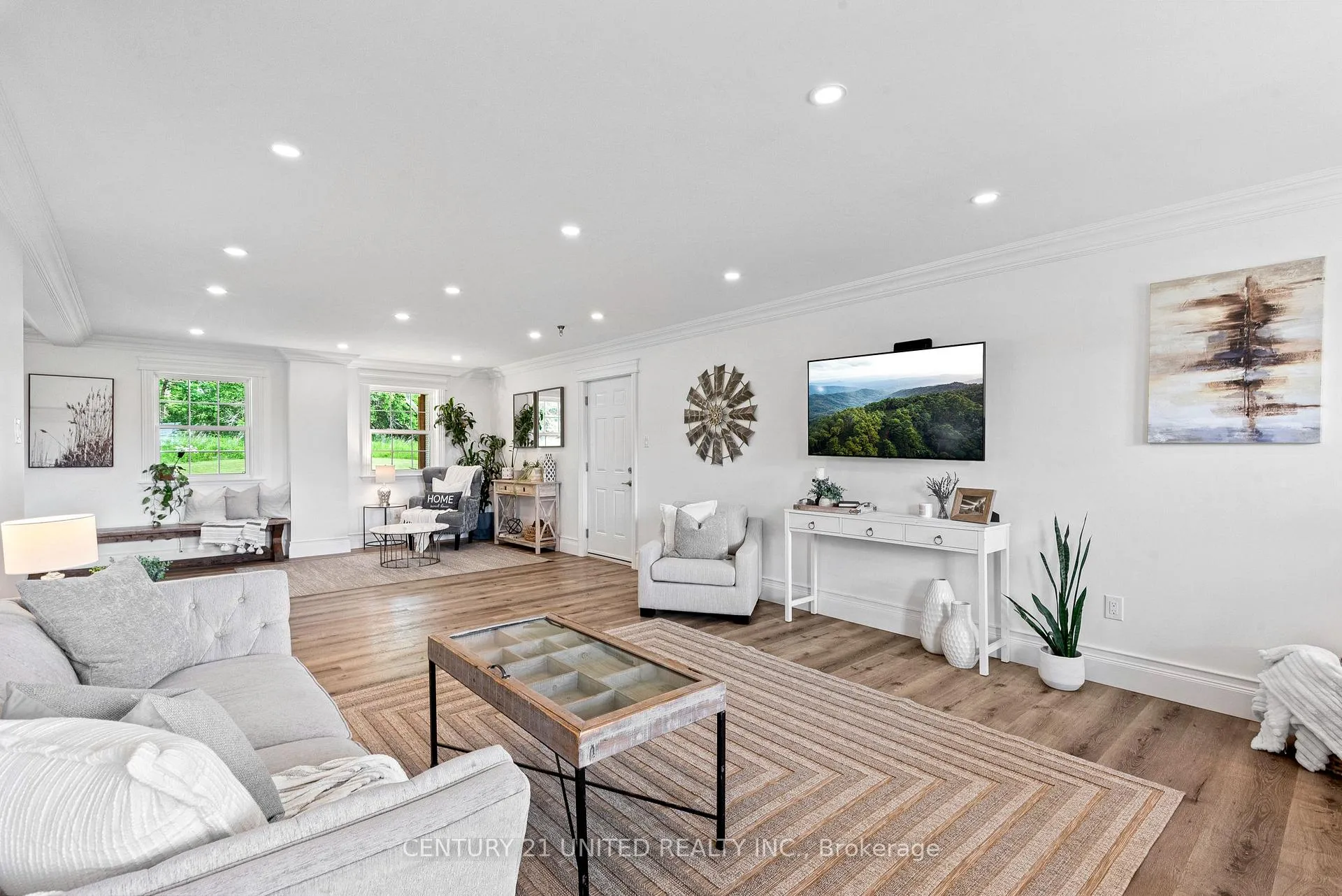 Photo 11 of 187 Kildeer Lane, Selwyn — HOMEH