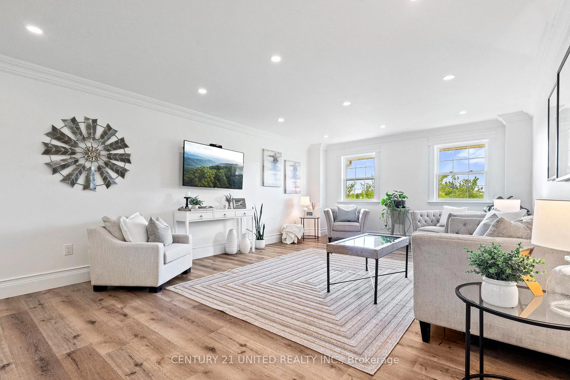 Photo 12 of 187 Kildeer Lane, Selwyn — HOMEH