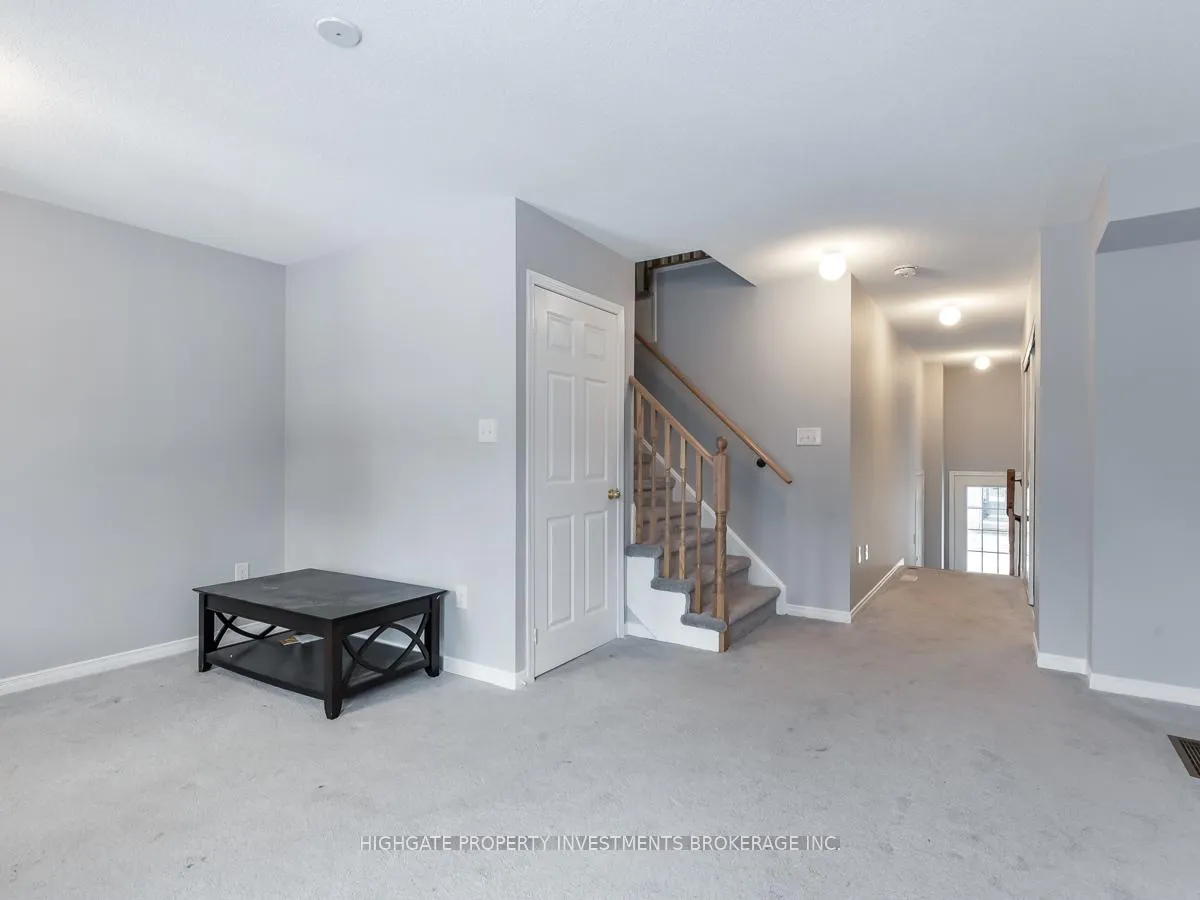 Photo 5 of 27 Mortlock Street, Ajax, Central East — HOMEH