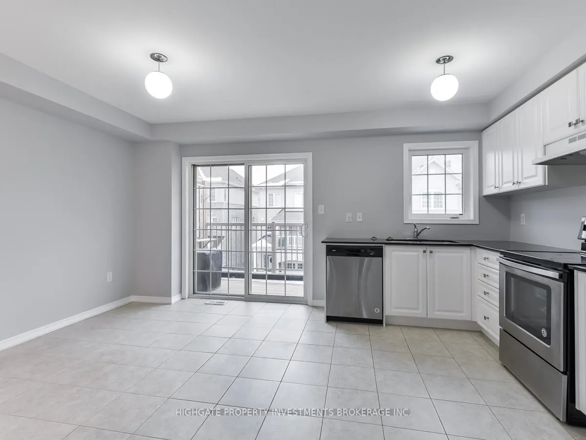 Photo 8 of 27 Mortlock Street, Ajax, Central East — HOMEH