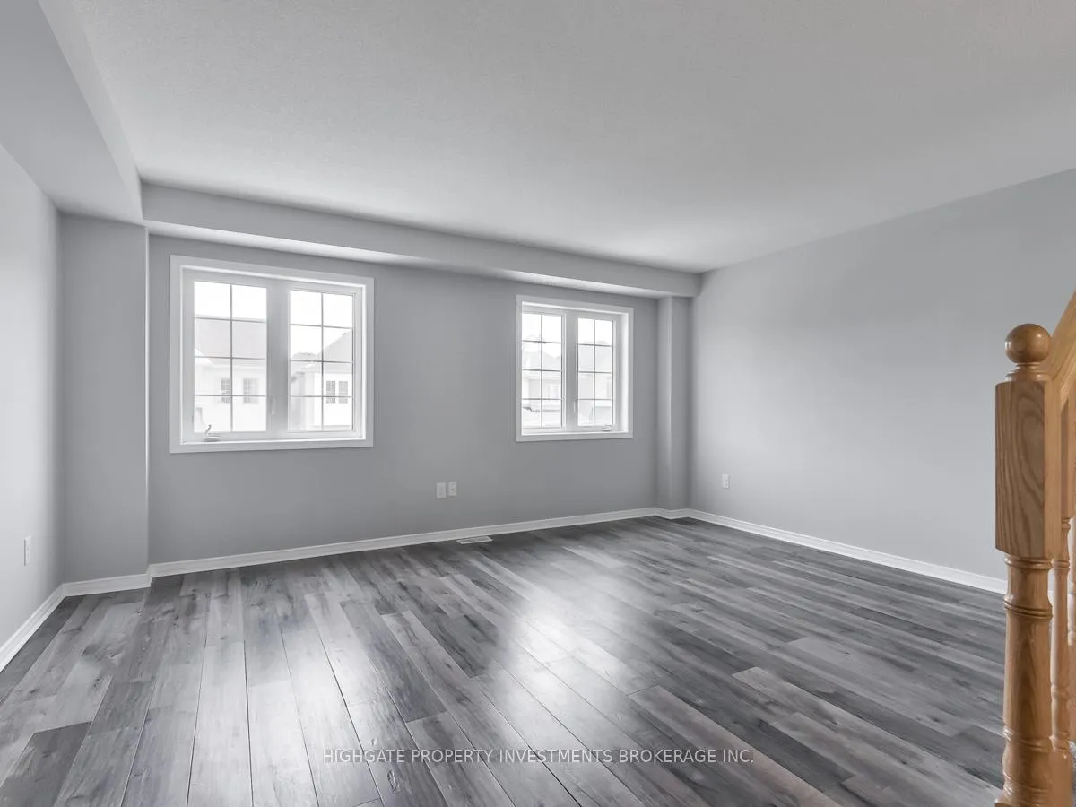 Photo 14 of 27 Mortlock Street, Ajax, Central East — HOMEH