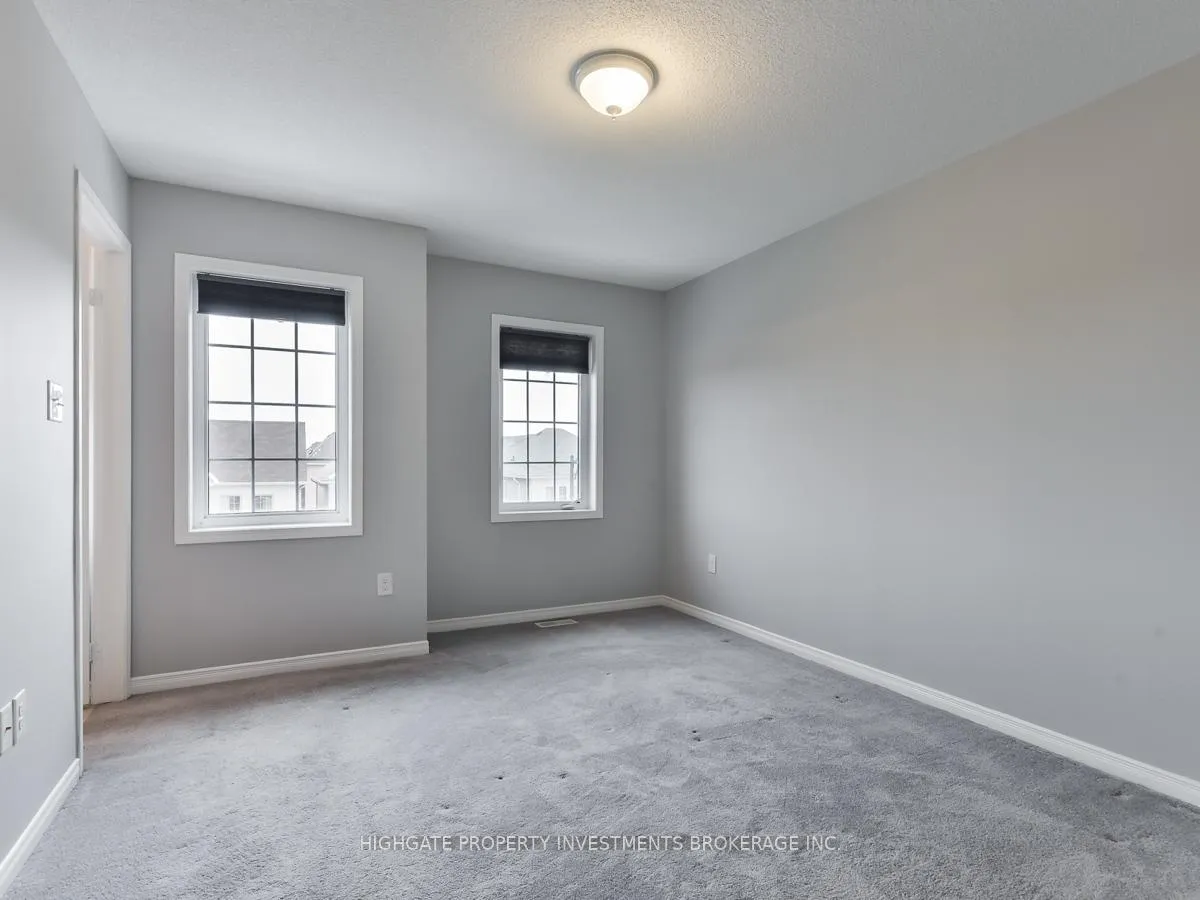 Photo 17 of 27 Mortlock Street, Ajax, Central East — HOMEH