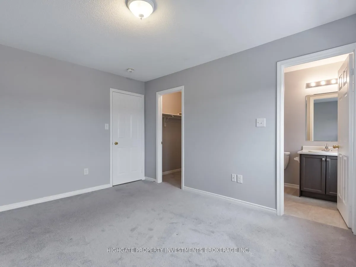Photo 18 of 27 Mortlock Street, Ajax, Central East — HOMEH