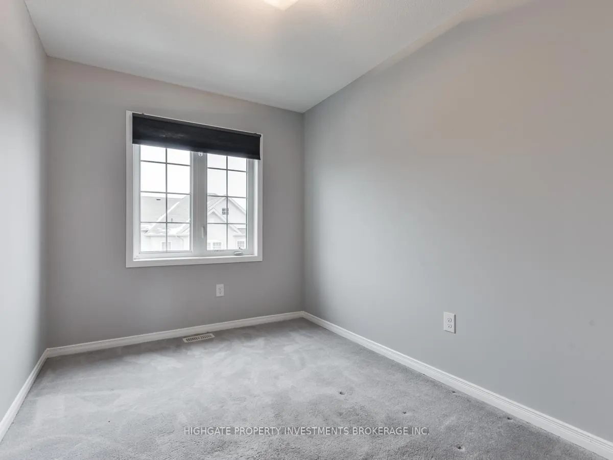 Photo 20 of 27 Mortlock Street, Ajax, Central East — HOMEH