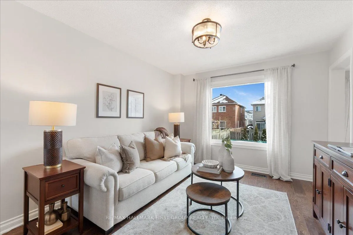Photo 8 of 429 Summerpark Crescent, Pickering, Amberlea — HOMEH