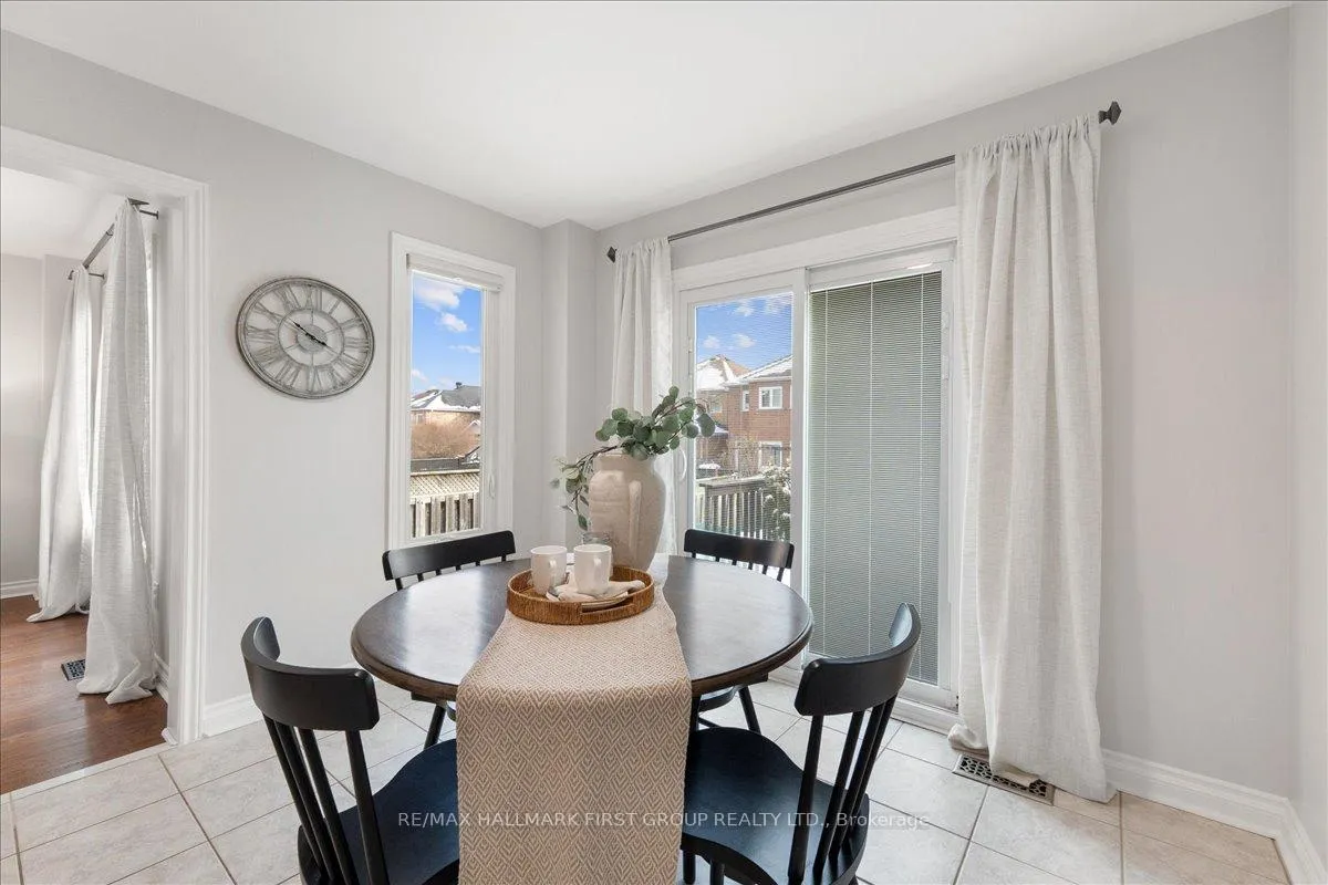 Photo 19 of 429 Summerpark Crescent, Pickering, Amberlea — HOMEH