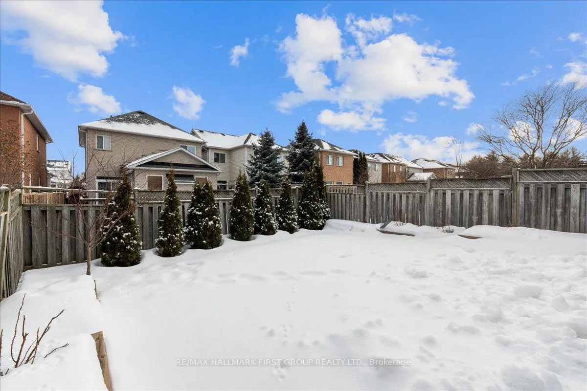 Photo 43 of 429 Summerpark Crescent, Pickering, Amberlea — HOMEH