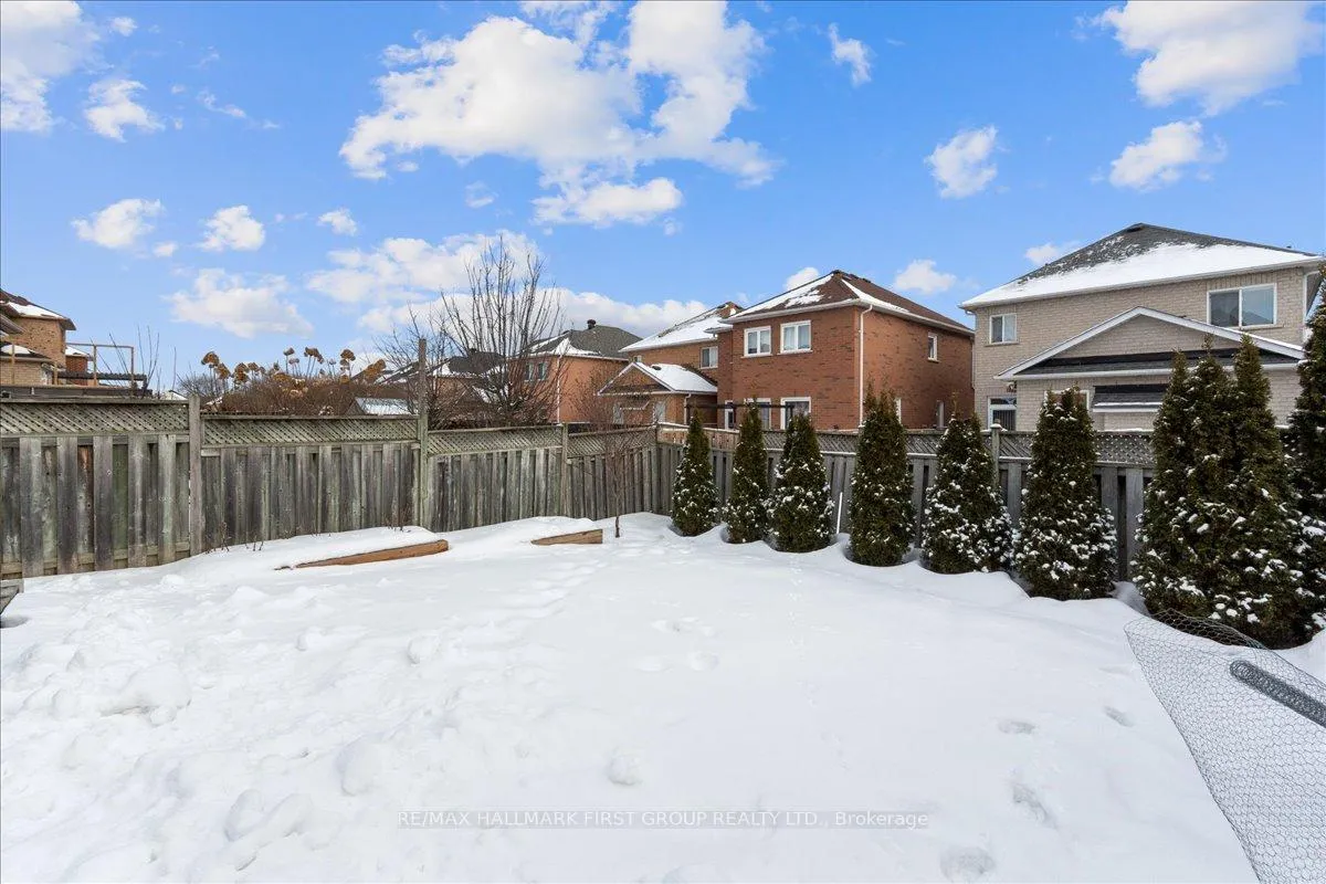 Photo 44 of 429 Summerpark Crescent, Pickering, Amberlea — HOMEH