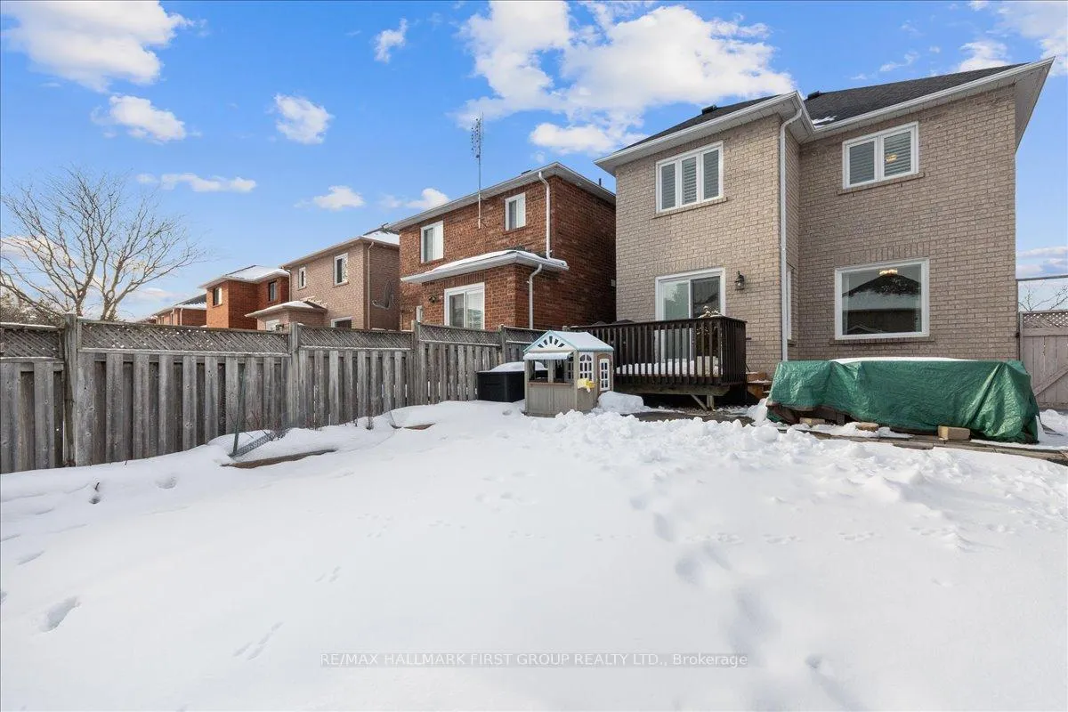 Photo 46 of 429 Summerpark Crescent, Pickering, Amberlea — HOMEH