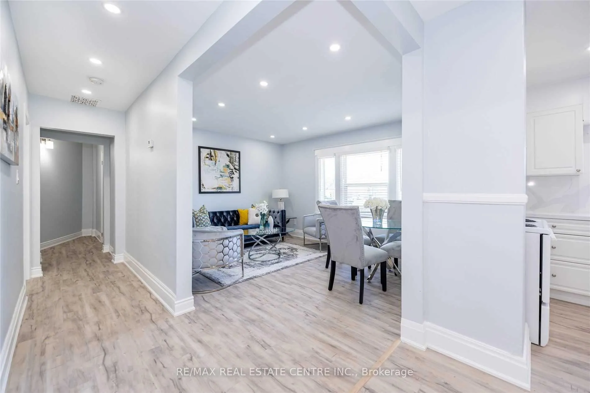 Photo 4 of Unit #Main, 35 Hartzel Road, St. Catharines, Oakdale — HOMEH