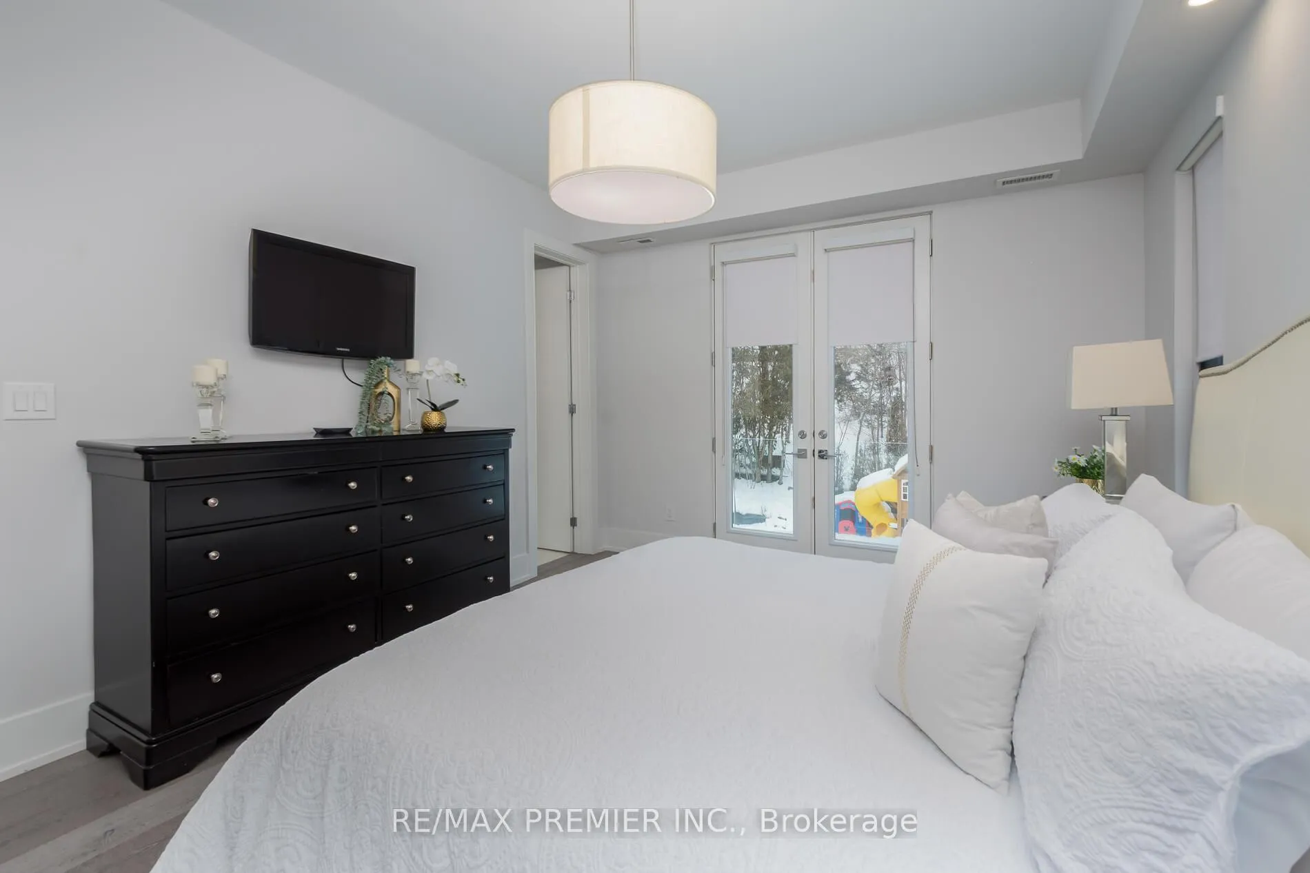 Photo 29 of 63 Pioneer Lane, Vaughan, East Woodbridge — HOMEH