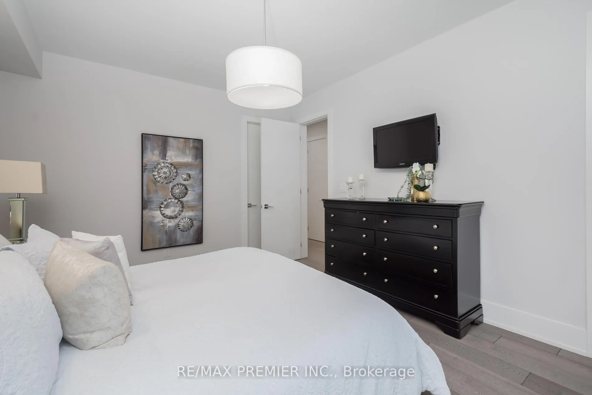 Photo 30 of 63 Pioneer Lane, Vaughan, East Woodbridge — HOMEH