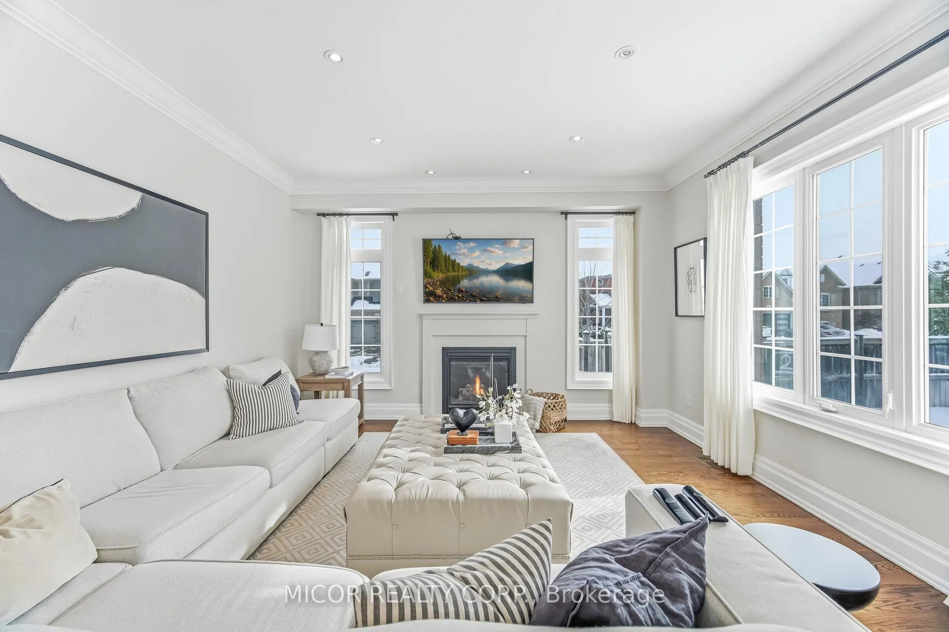 Photo 13 of 37 Ben Boy Avenue, King, Schomberg — HOMEH