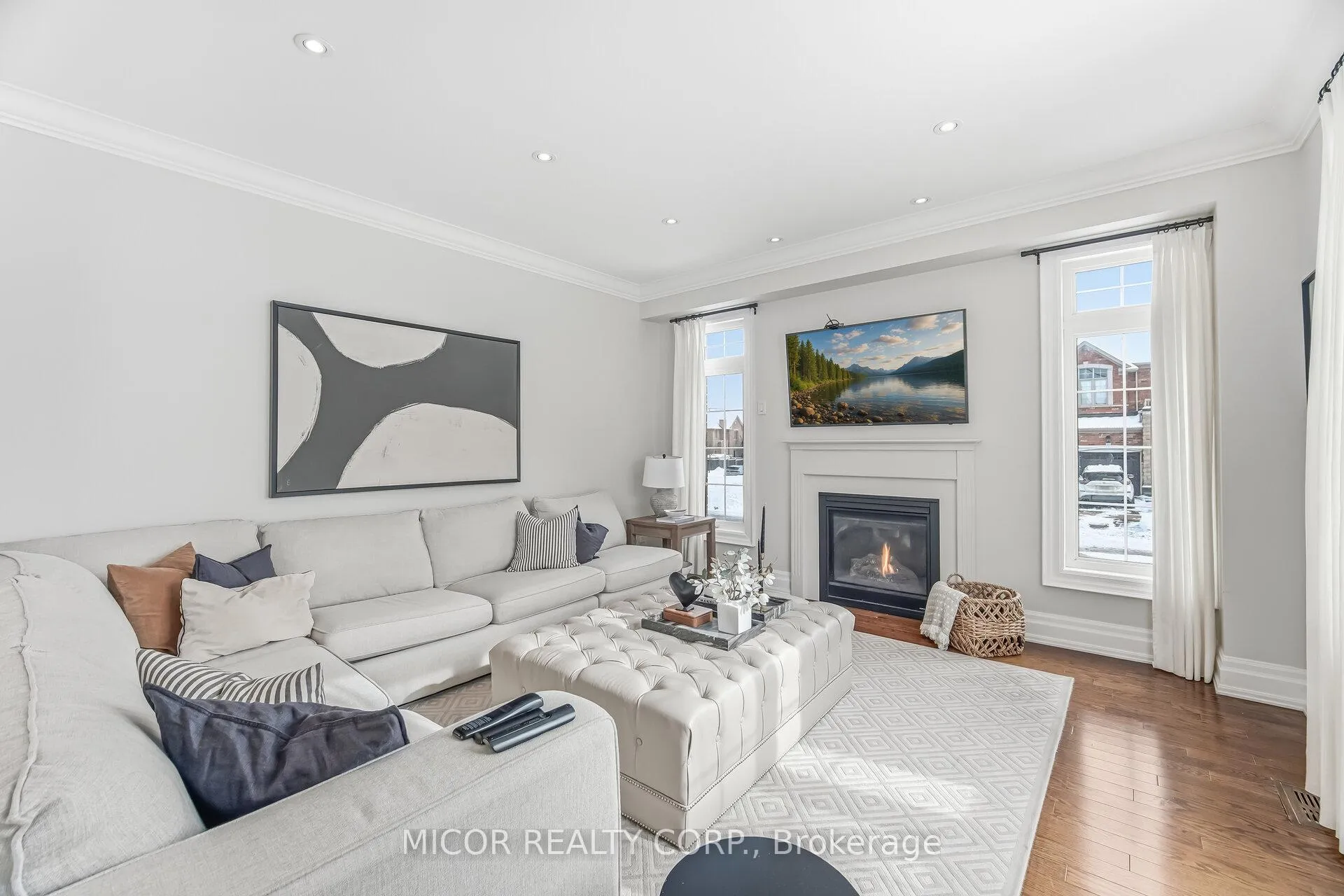 Photo 14 of 37 Ben Boy Avenue, King, Schomberg — HOMEH