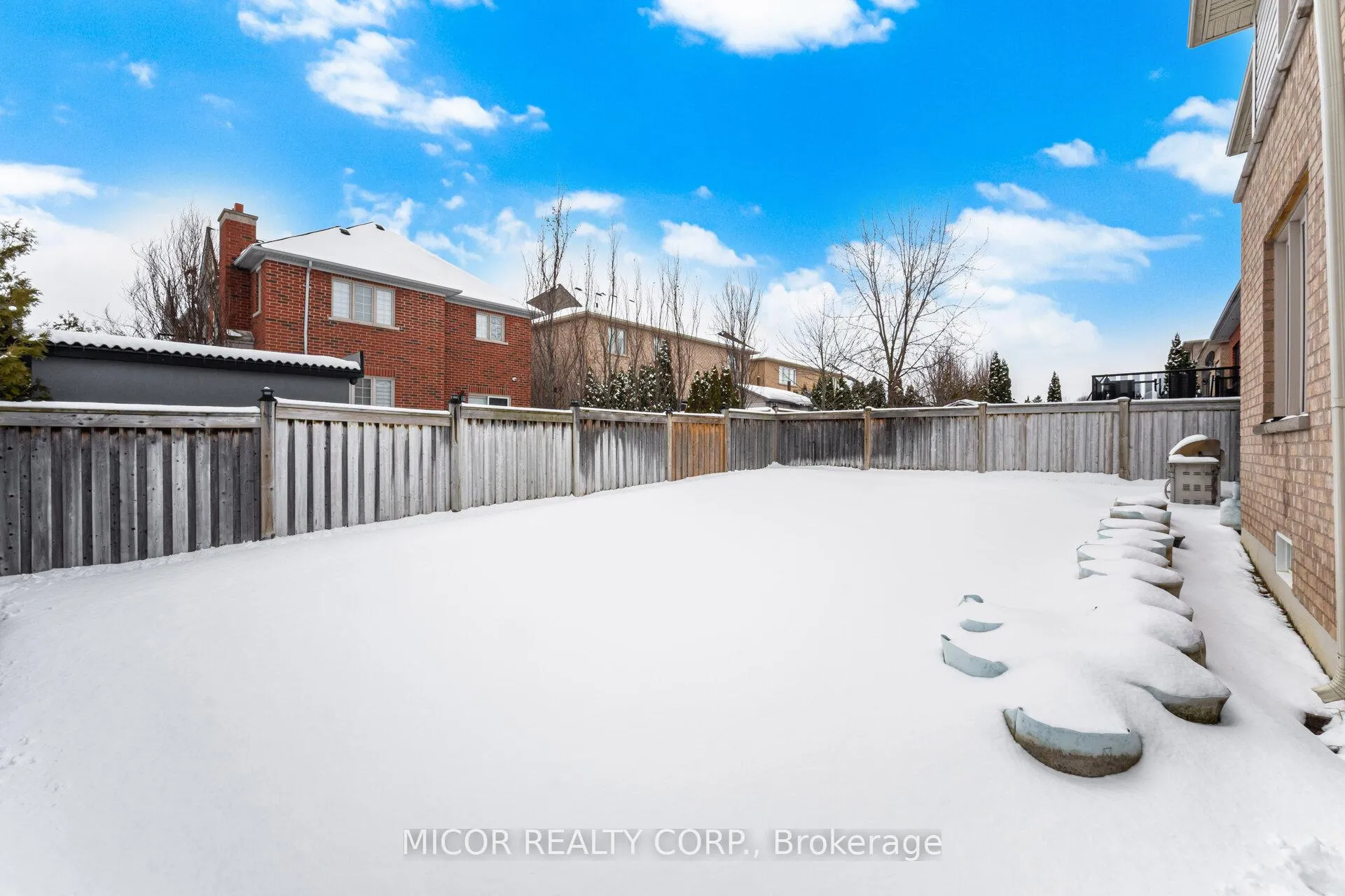 Photo 40 of 37 Ben Boy Avenue, King, Schomberg — HOMEH
