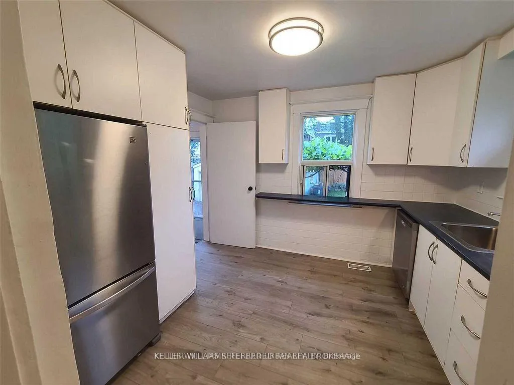 Photo 5 of 109 Springdale Boulevard, Toronto, Danforth Village-East York — HOMEH