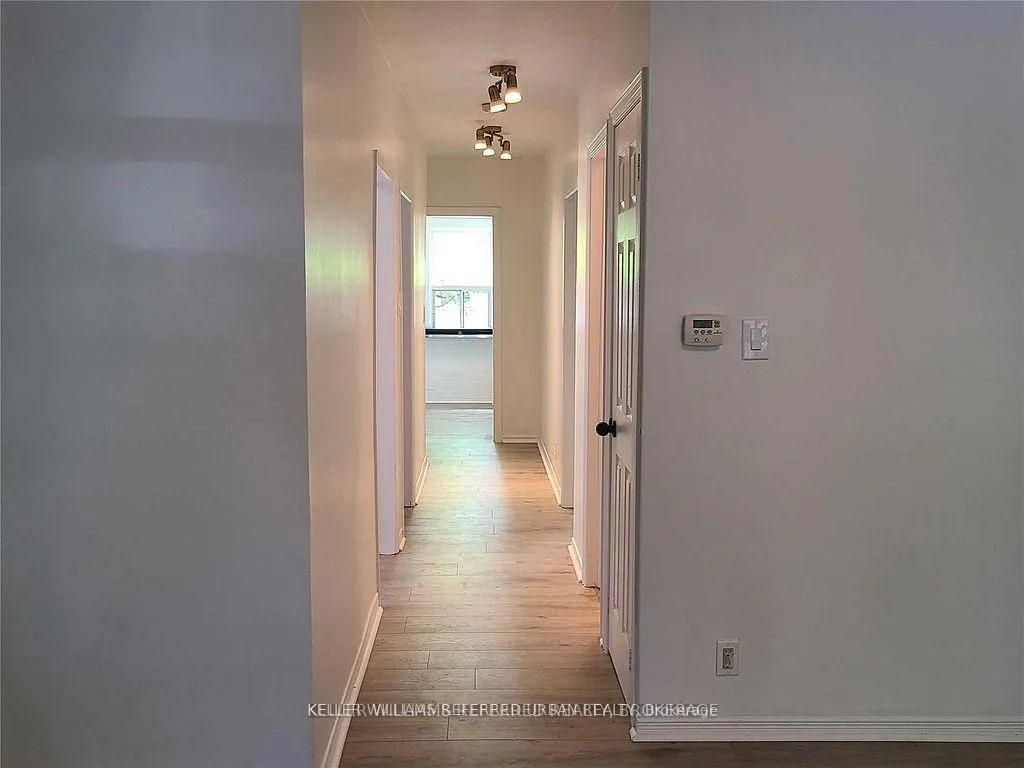 Photo 11 of 109 Springdale Boulevard, Toronto, Danforth Village-East York — HOMEH