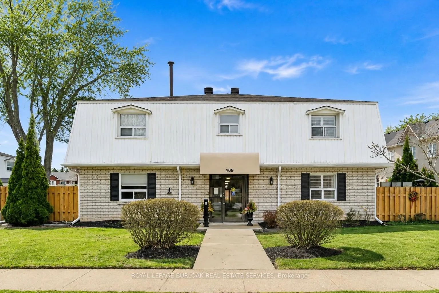 Front of Unit 6, 469 Claridge Road
