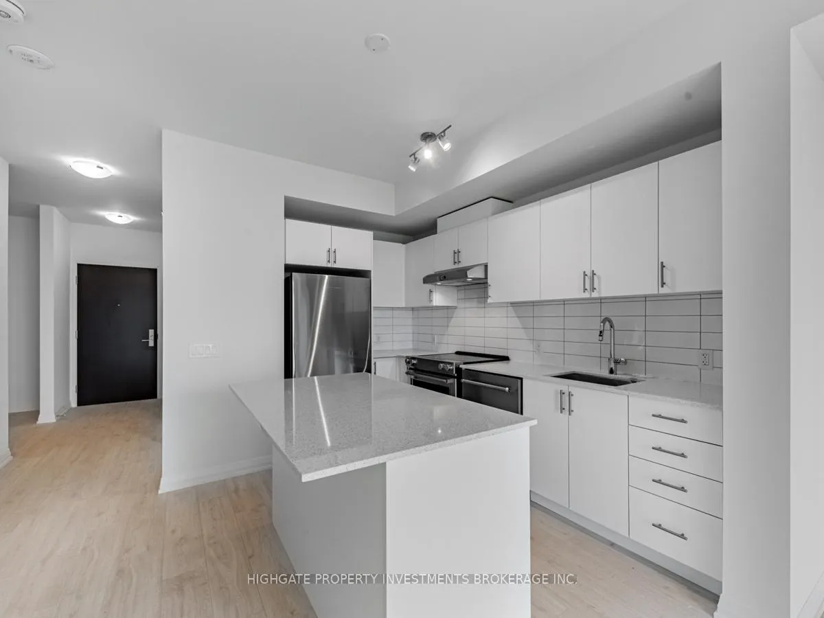 Photo 5 of Unit 1203, 9000 Jane Street, Vaughan, Concord — HOMEH