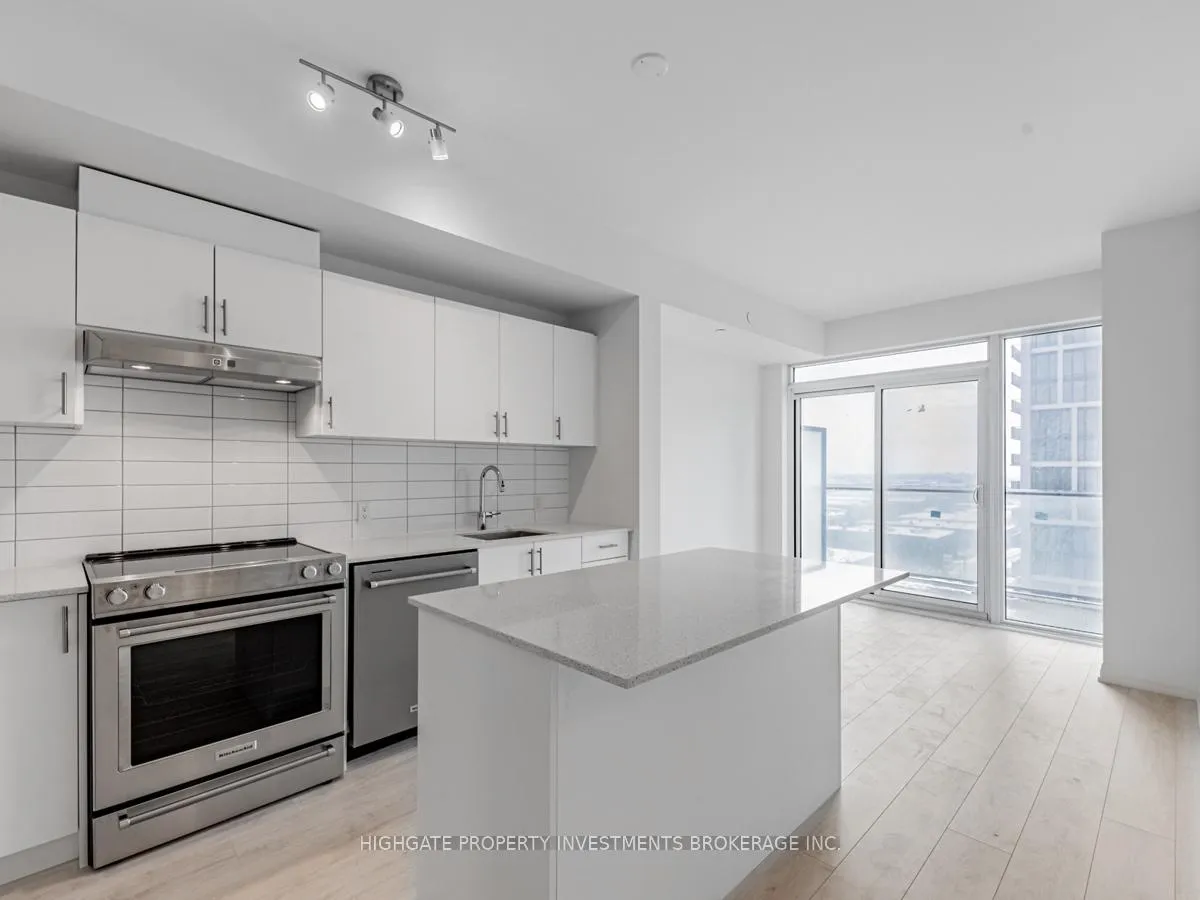 Photo 6 of Unit 1203, 9000 Jane Street, Vaughan, Concord — HOMEH