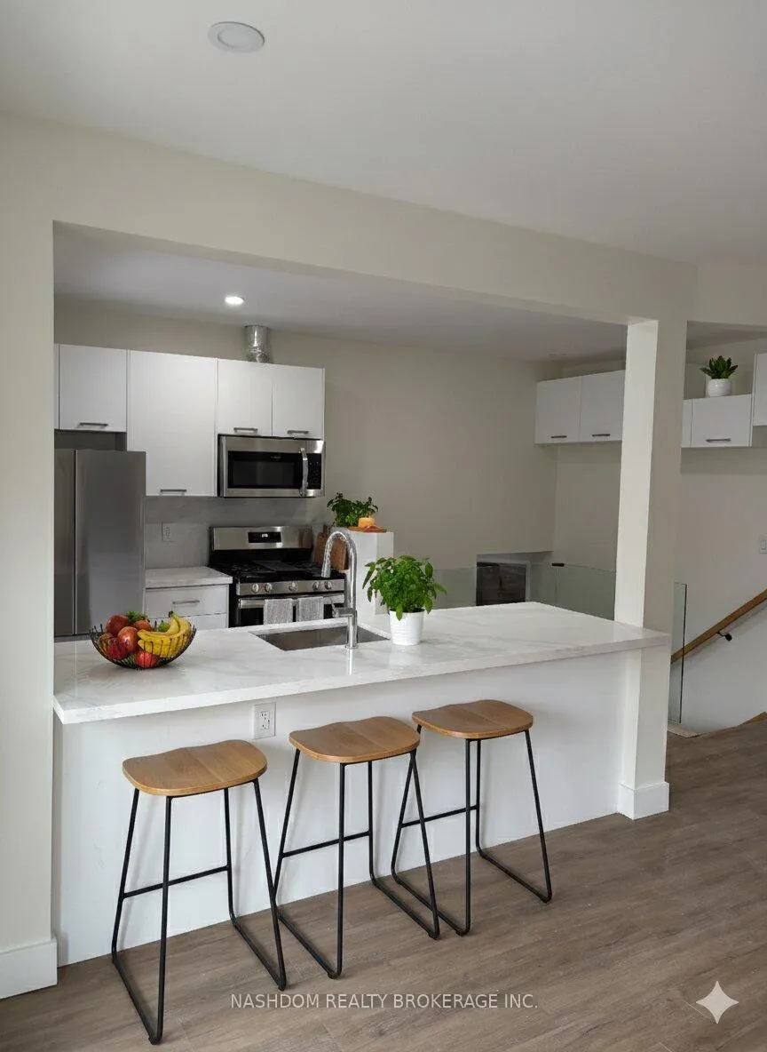 Photo 4 of Unit 5, 259 John Street S, Hamilton, Corktown — HOMEH