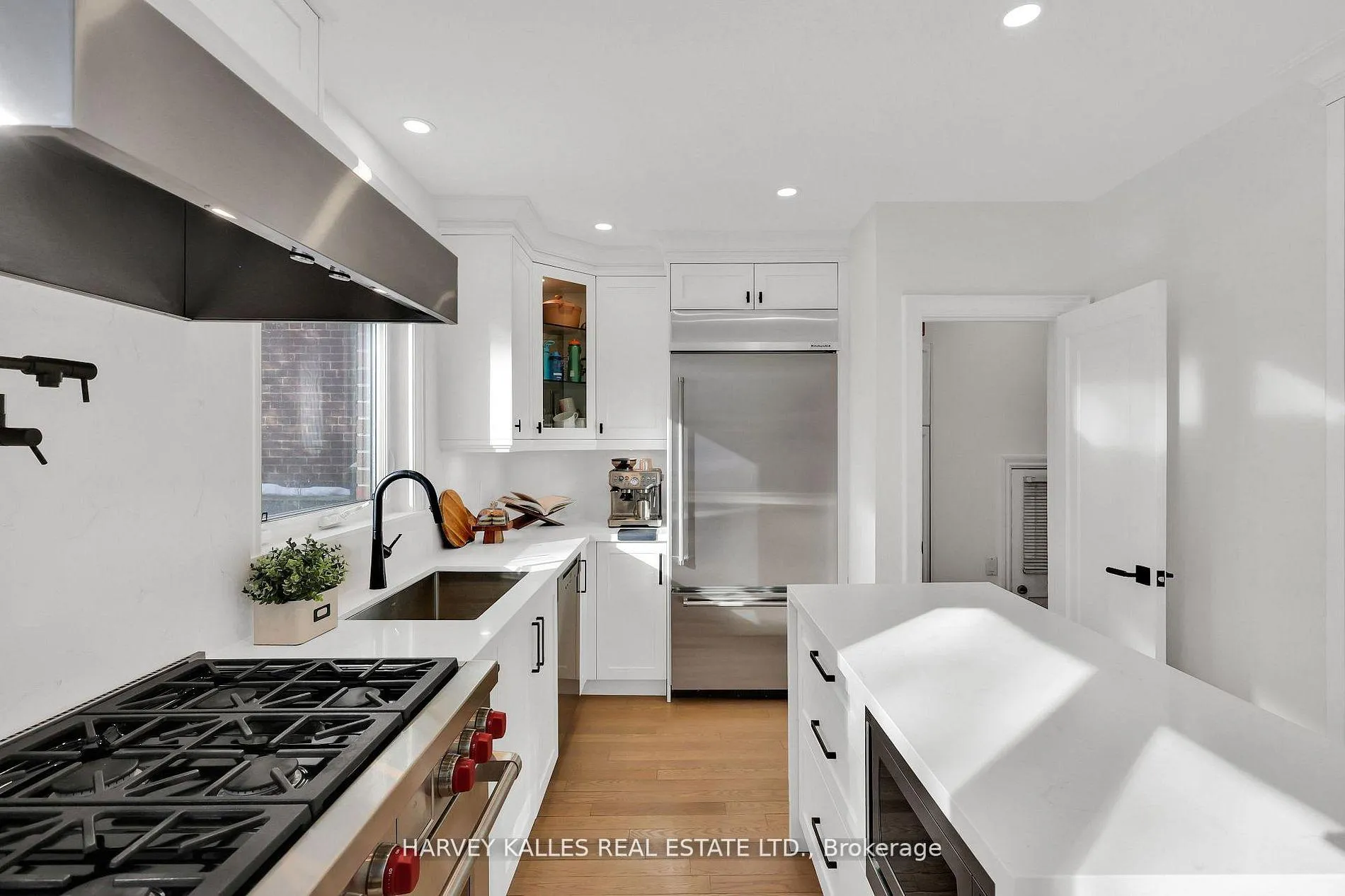 Photo 17 of 6 Glenarden Road, Toronto, Forest Hill North — HOMEH